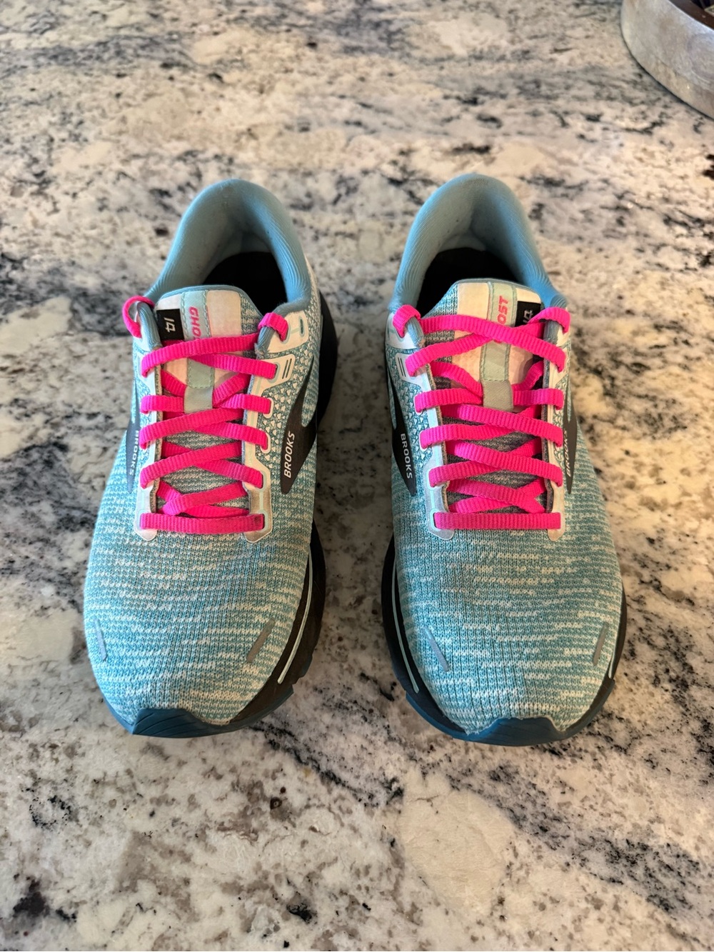 Brooks Ghost 14 Women's Running Shoe in Teal with Hot Pink sz 7,5